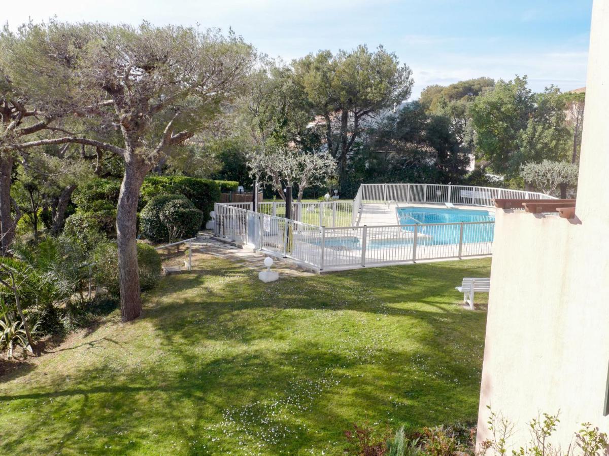 Studio Les Caroubiers-1 By Interhome Saint Aygulf Ngoại thất bức ảnh