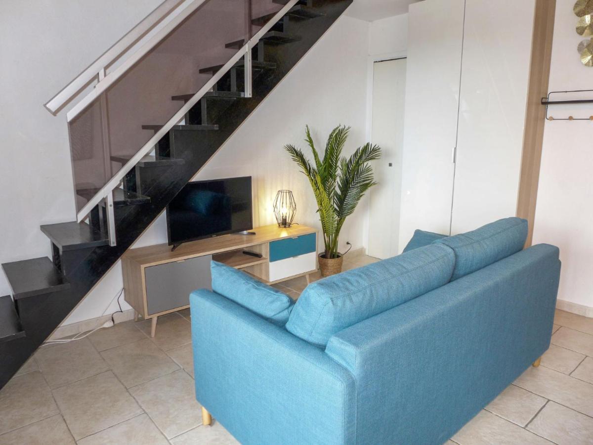 Studio Les Caroubiers-1 By Interhome Saint Aygulf Ngoại thất bức ảnh